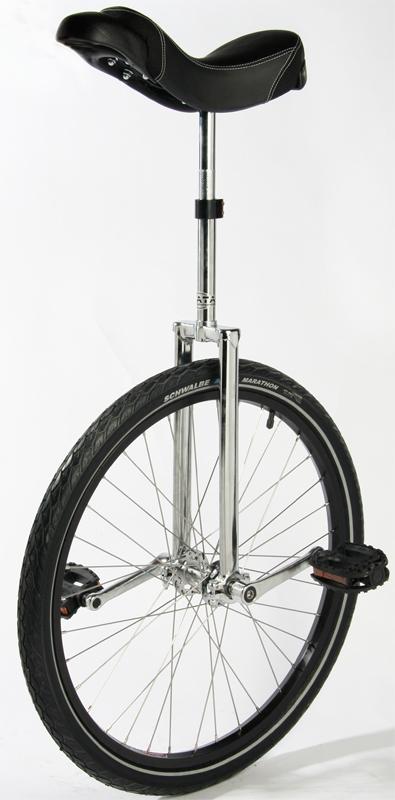 EinradAJATA24ZollTrainer582d916e8ccd9 -